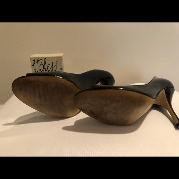 Peep toe Enzo Angiolini pumps. - Picture 4 of 5